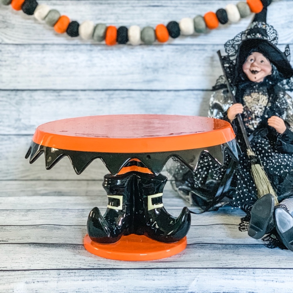 Magenta Halloween Witch Cake Stand